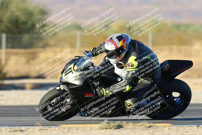 media/Dec-07-2024-CVMA (Sat) [[21c5f1ef85]]/Race 11-Amateur Supersport Open/